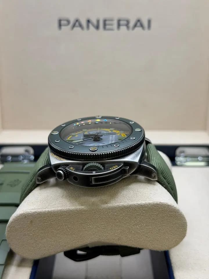 Panerai Submersible NavySeals Stainless Steel/Ceramic Grey Dial PAM01402