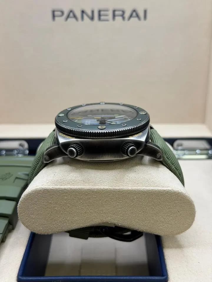 Panerai Submersible NavySeals Stainless Steel/Ceramic Grey Dial PAM01402