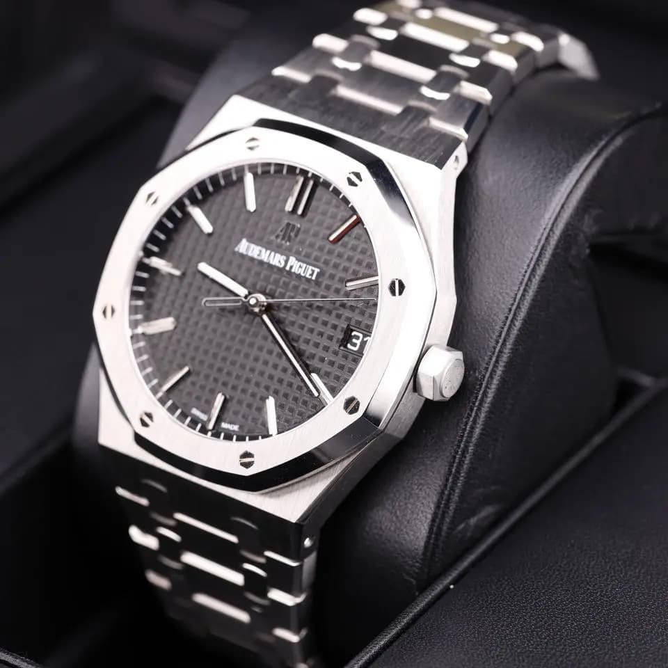 Audemars Piguet Royal Oak Black Dial 15500ST Full Set Like New
