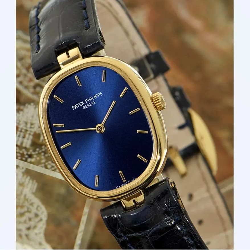 Patek Philippe Ellipse lady's wristwatch 23mm, 18k yellow gold execution, mechanical with manual winding
