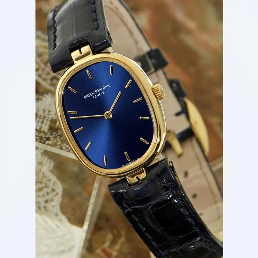 Patek Philippe Ellipse lady's wristwatch 23mm, 18k yellow gold execution, mechanical with manual winding