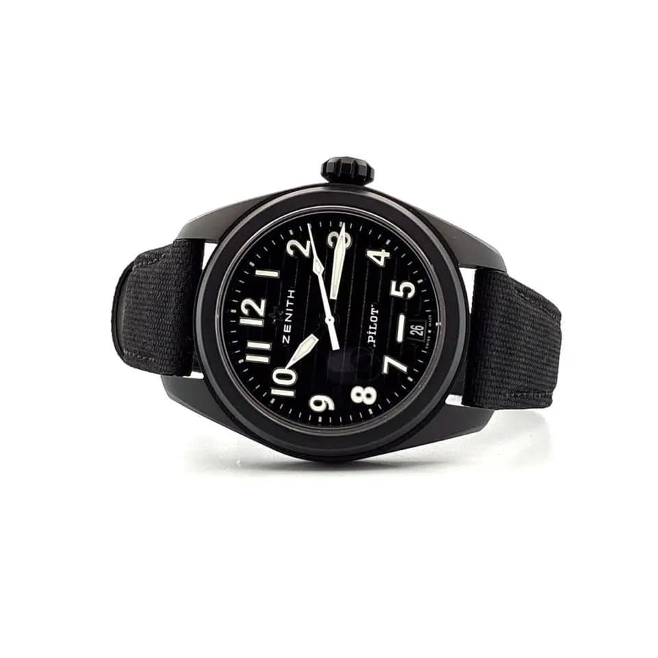 Zenith Pilot Automatic 40mm / all black ceramic/ full set / unworn / like new condt. /2025