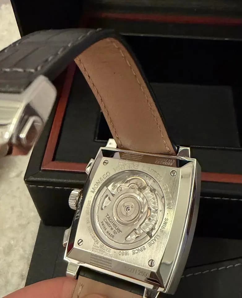 TAG Heuer Monaco Gulf TAG HEUER Monaco Gulf ,,caw 2113’‘ Special Edition