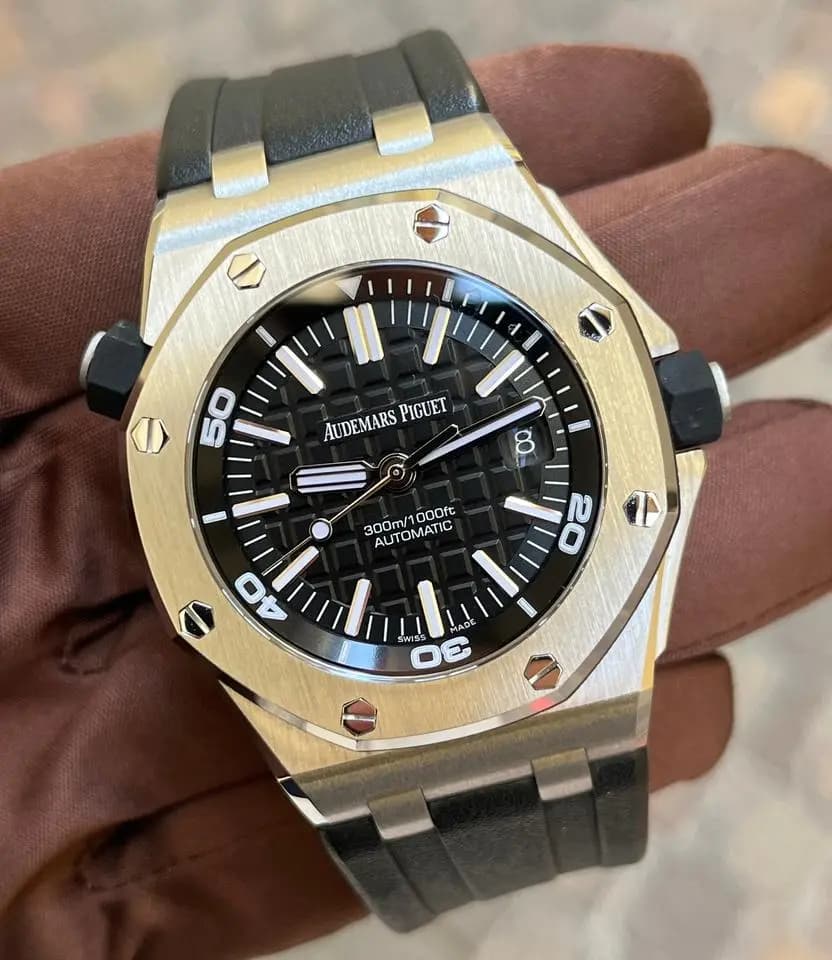 Audemars Piguet Royal Oak Offshore Diver 15710ST Black 2016 Full Set
