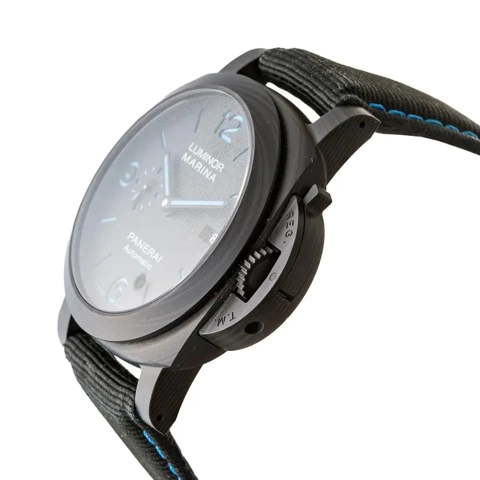 Panerai Luminor Marina 44mm Carbotech (PAM01661)