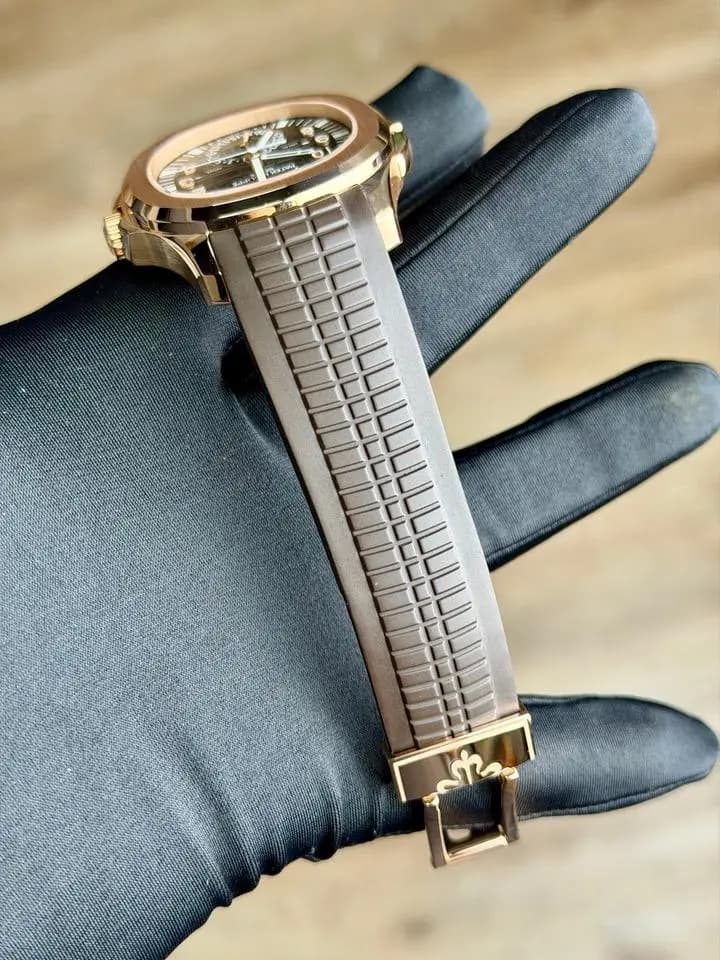 Patek Philippe Aquanaut Travel Time Brown Arabic 5164R-001