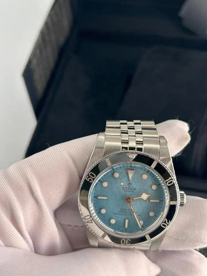 Tudor M79000-0001