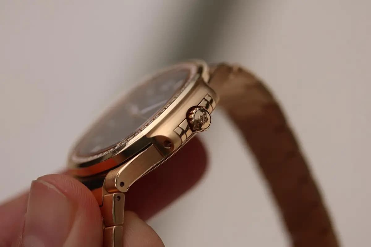 Patek Philippe Tiffany & Co. Ladies’ Nautilus Diamond Bezel 7118/1200R Rose Gold, Golden Brown Opaline