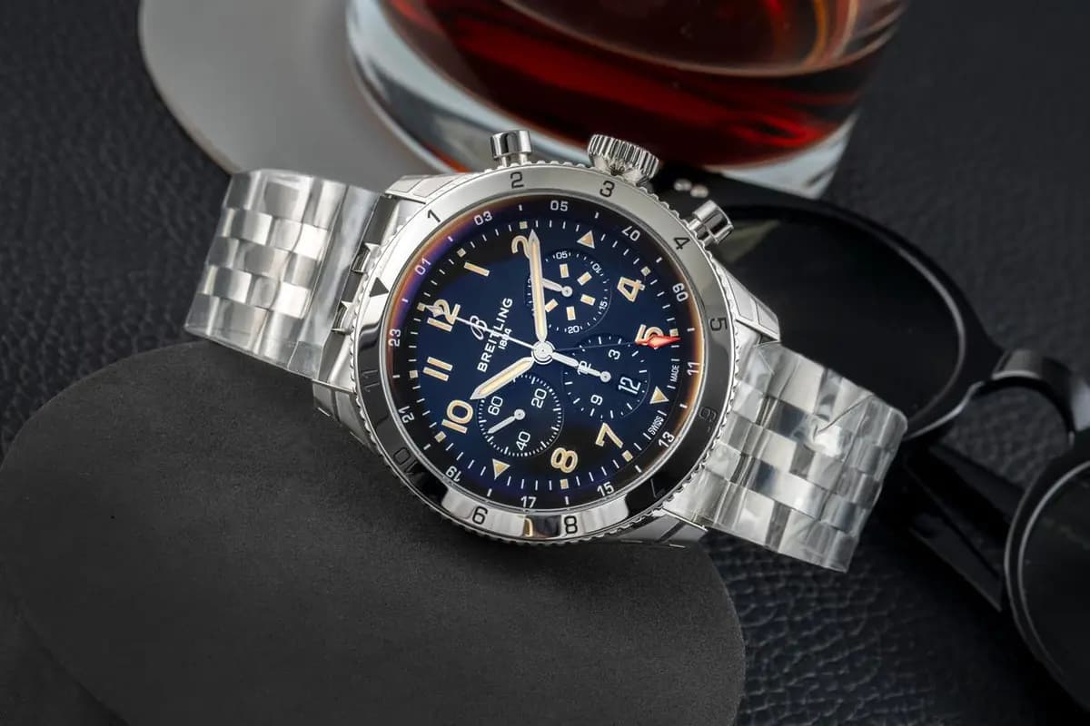 Breitling Super Avi Chronograph GMT 46 P-51 Mustang AB04453A1B1A1