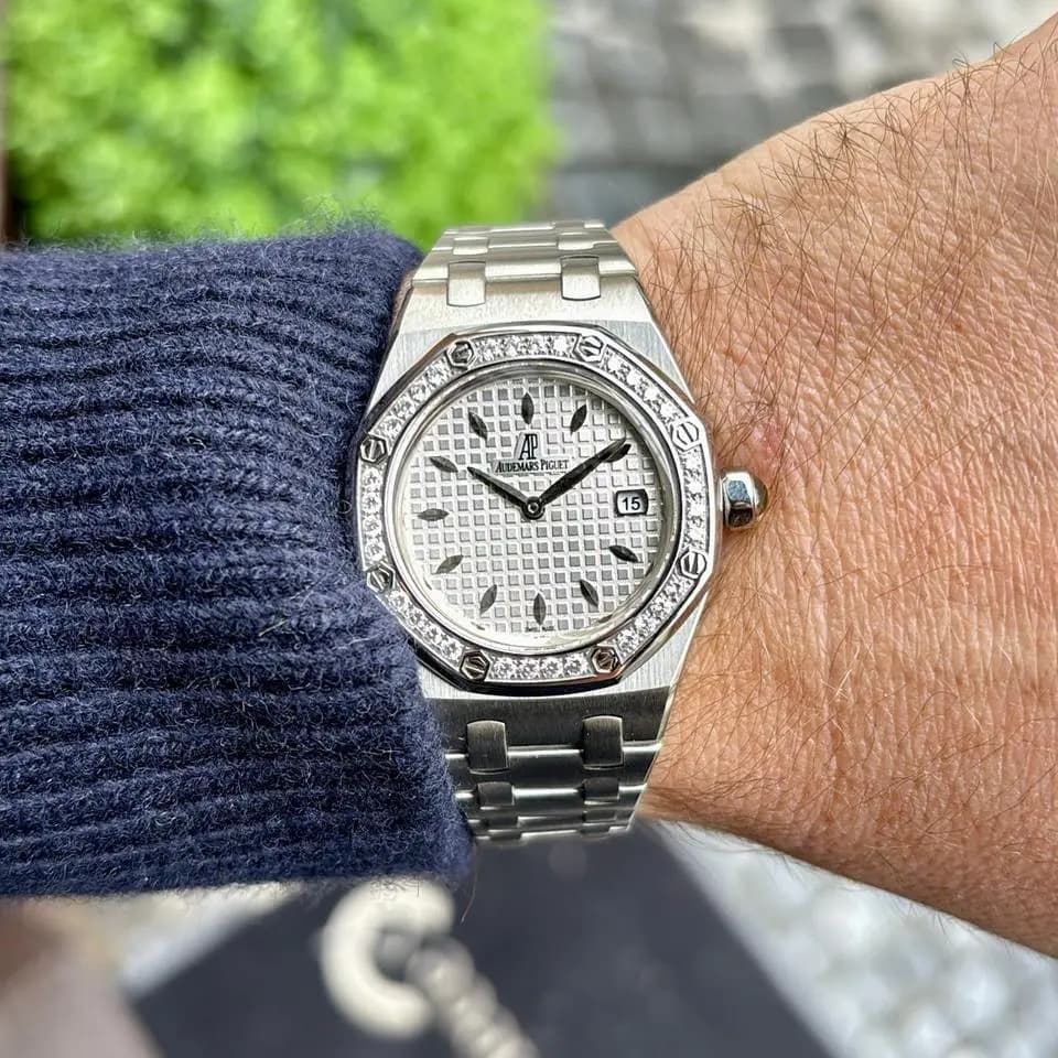 Audemars Piguet Royal Oak Lady 67601ST (Warranty)