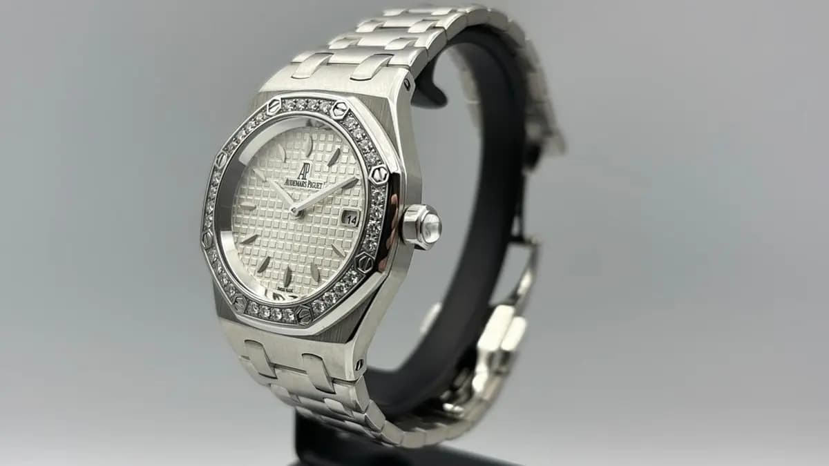 Audemars Piguet Royal Oak Lady 67601ST (Warranty)