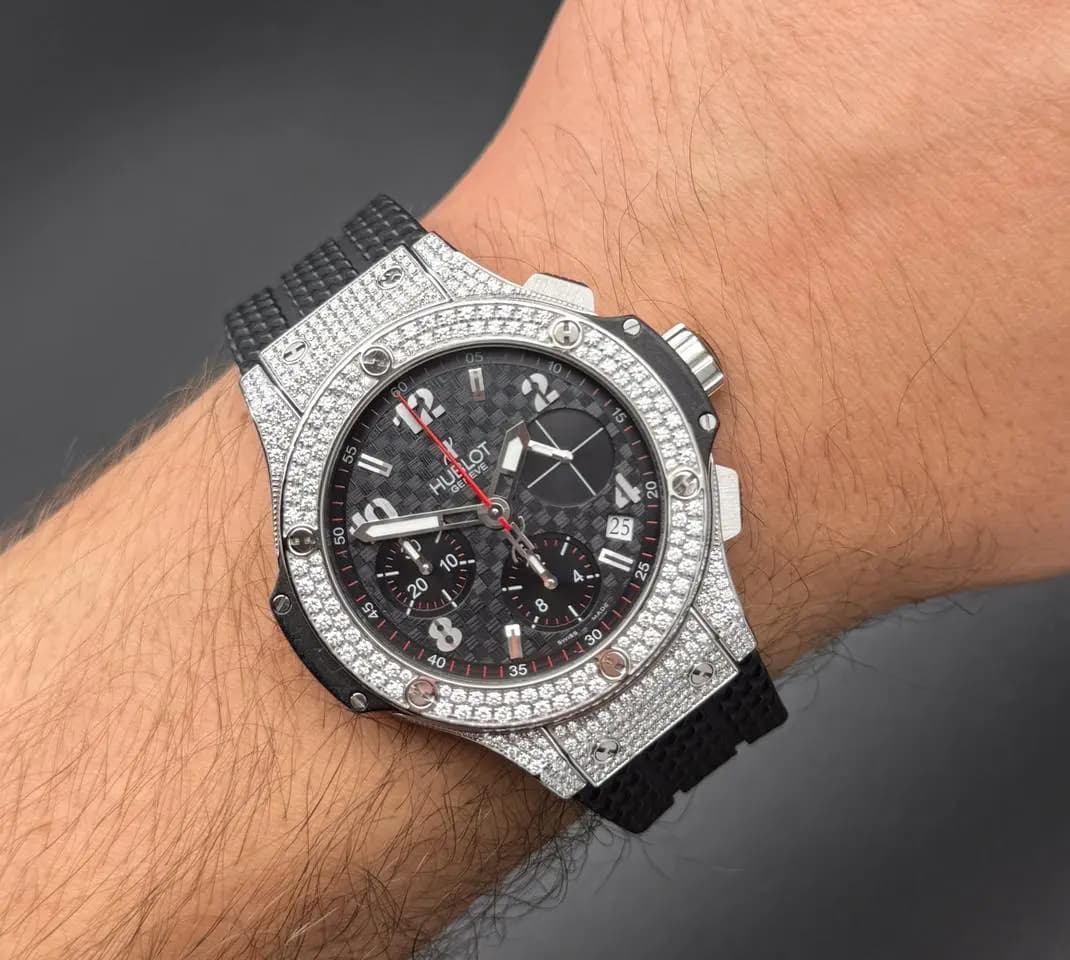 Hublot Big Bang 44mm - Facotry Diamoinds ICE OUT / Papers 2011