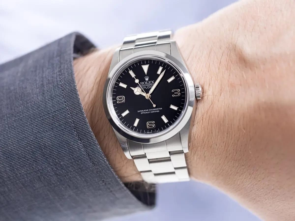 Rolex Vintage EXPLORER 1 BLACK OUT Ref-14270 Steel BLACK Tritium Dial Box Papers Bj-1995 Like New - Very Rare