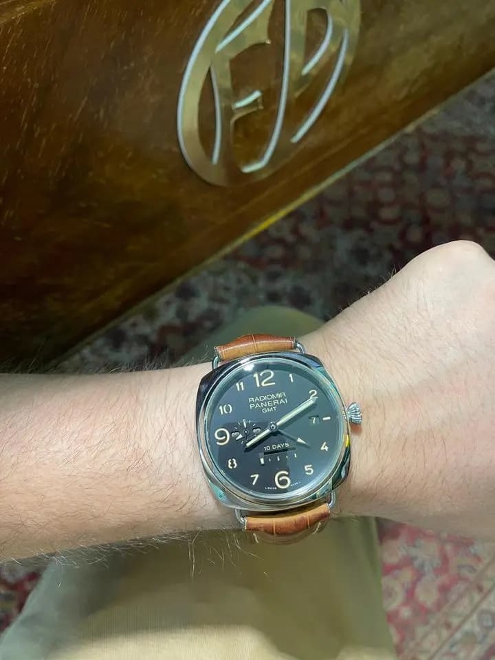 Panerai LIMITED 35 pieces RADIOMIR ISTAMBUL 10 DAYS GMT AUTOMATIC PAM00555