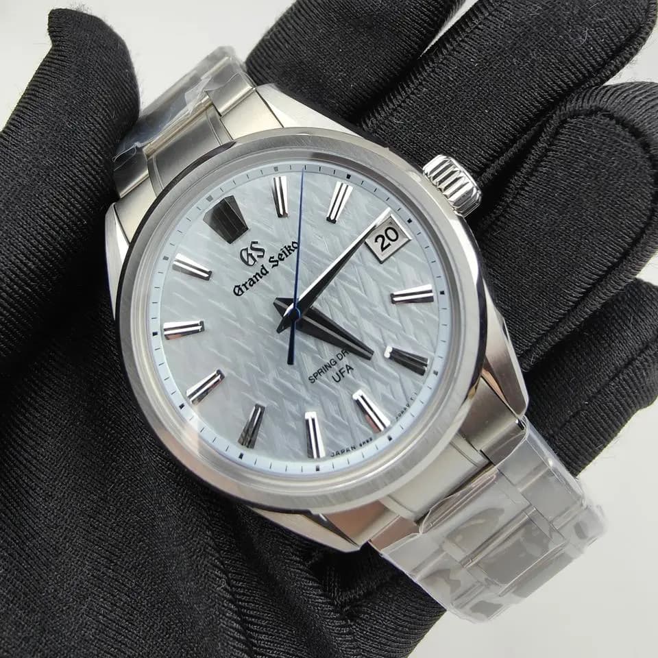 Grand Seiko Evolution 9 Collection Spring Drive Titanium automatic watch SLGB003