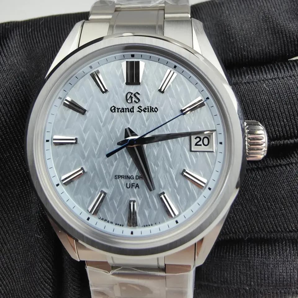 Grand Seiko Evolution 9 Collection Spring Drive Titanium automatic watch SLGB003
