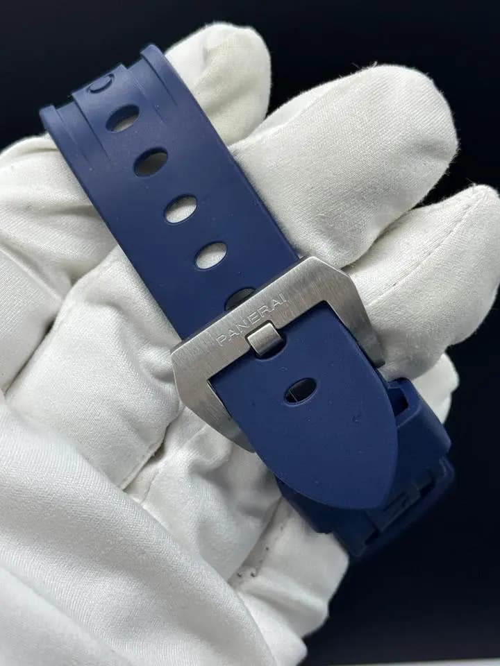 Panerai Luminor Quaranta Pam01370 2023 Rubber Strap Complete Box and Papers