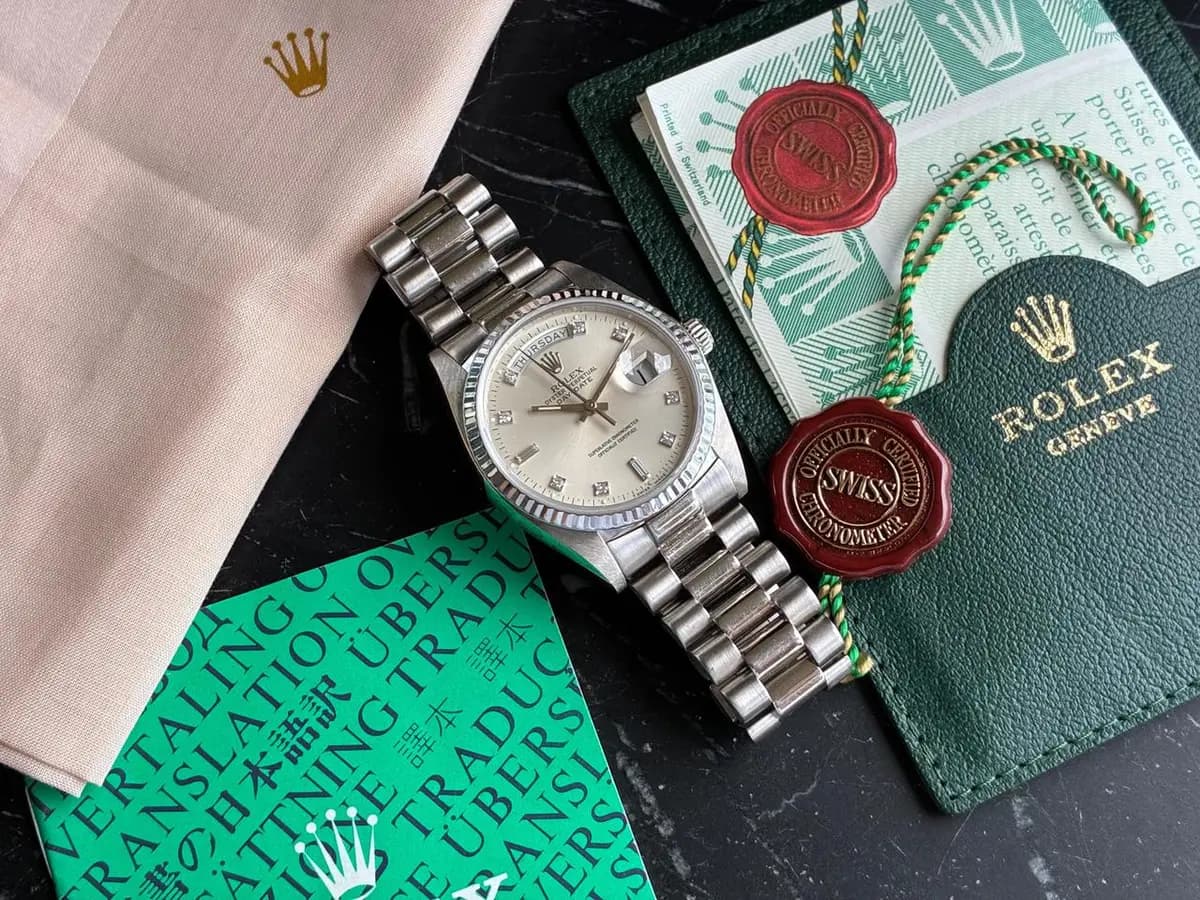 Rolex Day-Date 18039 White-Gold 36mm Silver Diamond Dial Full Set 1983