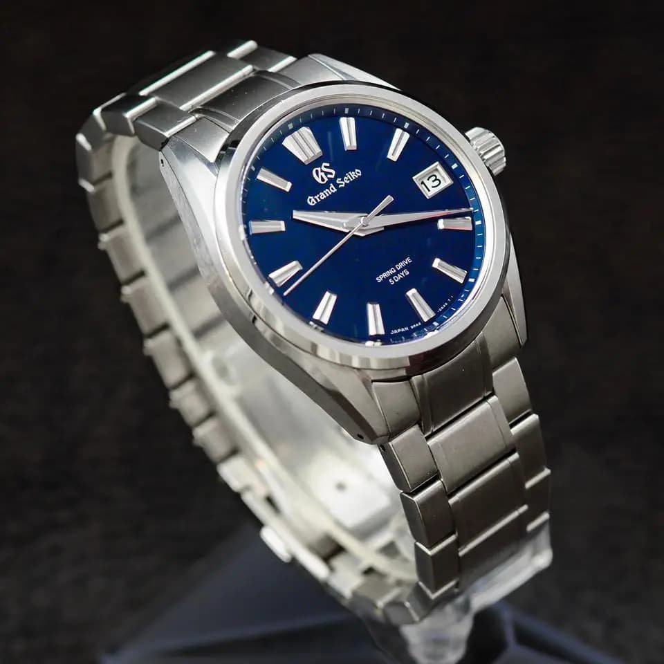 Grand Seiko Evolution 9 Collection Grand Seiko SLGA021 Lake Suwa Blue Spring Drive 5-Day