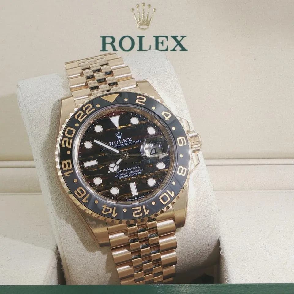 Rolex 2025 GMT-Master II 126718GNNR Tiger Iron Dial Yellow Gold New Full Set Tiger Iron Dial 18K Yellow Gold Jubilee Bracelet