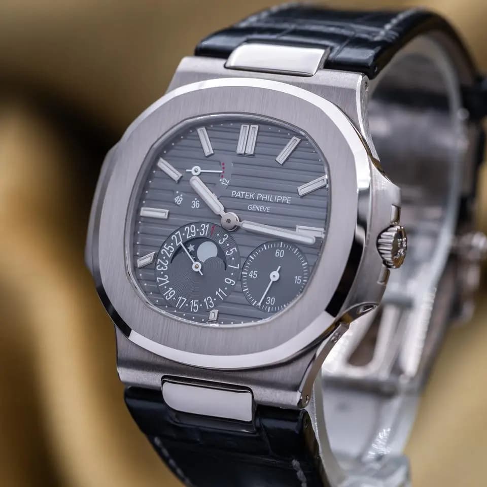 Patek Philippe Nautilus Moon Phase White Gold 40mm 5712G-001 - Full Set Complete Set