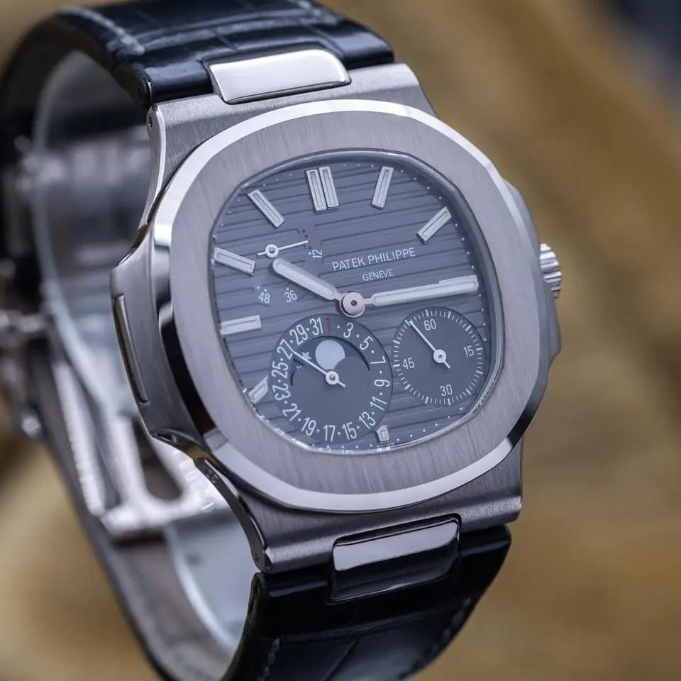 Patek Philippe Nautilus Moon Phase White Gold 40mm 5712G-001 - Full Set Complete Set
