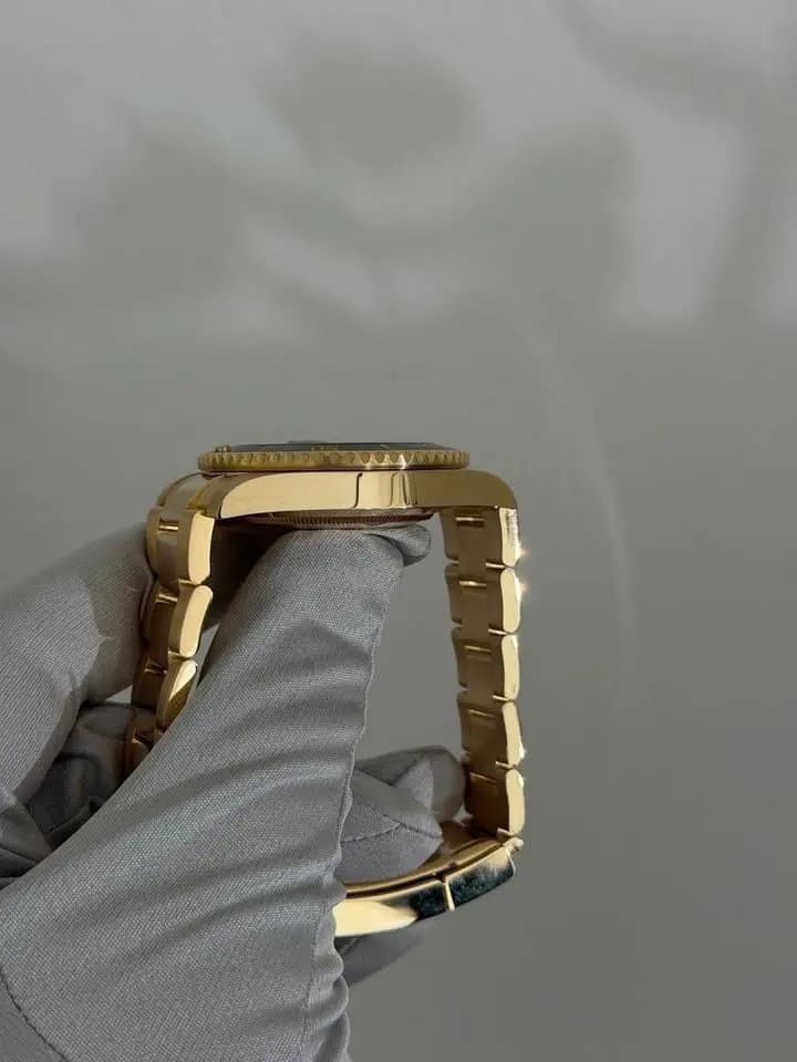 Rolex 116618LN Yellow Gold - Full Set - 2018