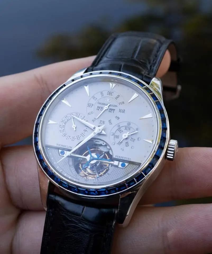 Jaeger-LeCoultre Limited edition 1 blue gemstone platinum tourbillon perpetual calendar Q5006403