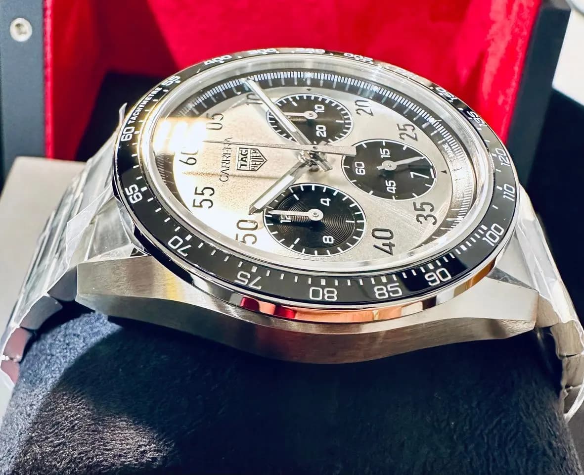 TAG Heuer Ungetragene Carrera Chronograph Sport Automatik 100M 42mm Full Set