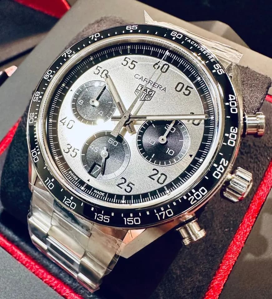 TAG Heuer Ungetragene Carrera Chronograph Sport Automatik 100M 42mm Full Set