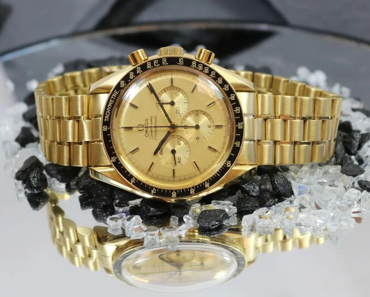 Omega Speedmaster Apollo XI 18Karat Gold 345.0802 vintage First Owner Collectors Watch