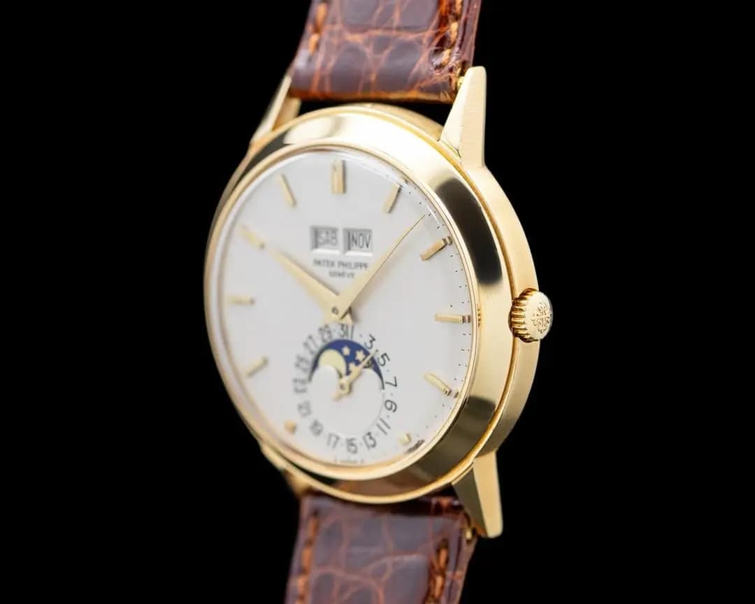 Patek Philippe 3448 Perpetual Calendar "Disco Volante" Yellow Gold Circa. 1976