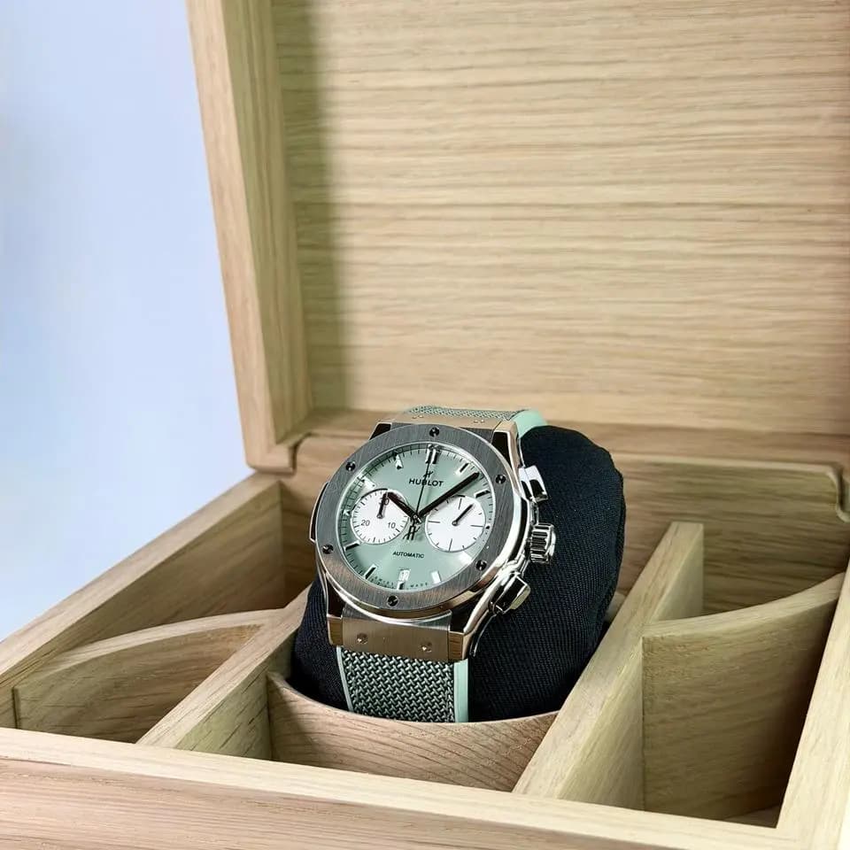 Hublot Classic Fusion Chronograph Titanium 45 mm - 521.NX.891G.NR - Sage Green