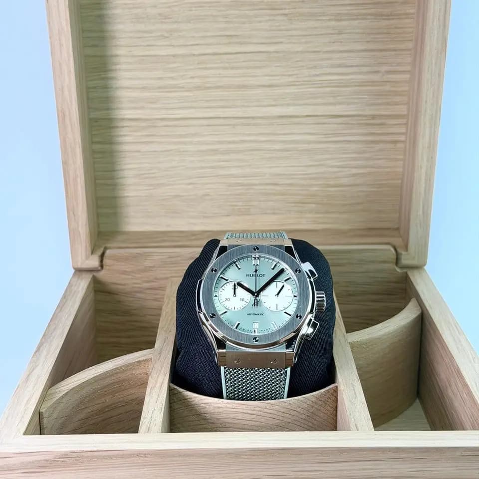 Hublot Classic Fusion Chronograph Titanium 45 mm - 521.NX.891G.NR - Sage Green