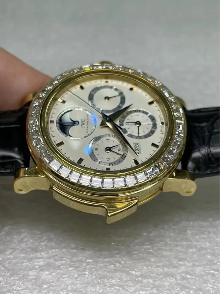 IWC Limited 1 Yellow Gold Diamond Automatic 42MM.Minute Repeater Calendário perpetuo IW377028