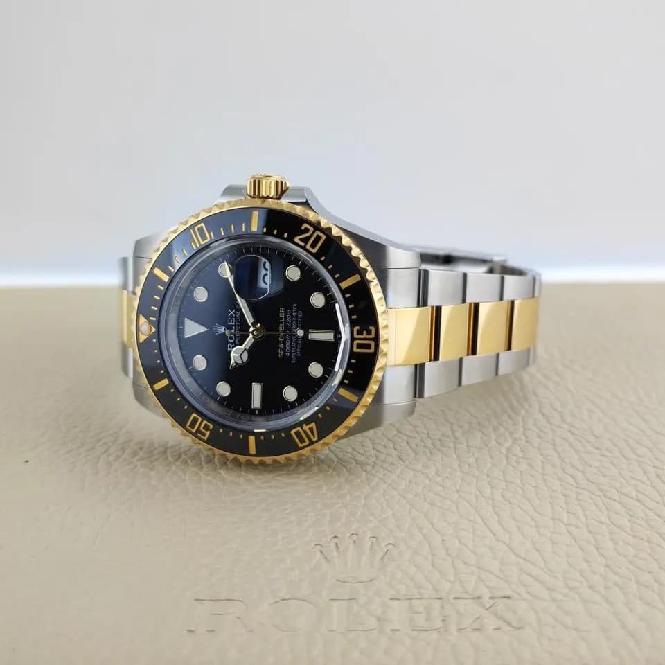 Rolex Sea-Dweller Ref. 126603 like New Full Set 2022