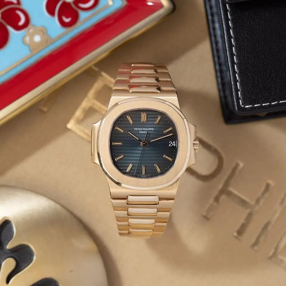 Patek Philippe Nautilus 3800/1J 18k Yellow Gold Blue Dial