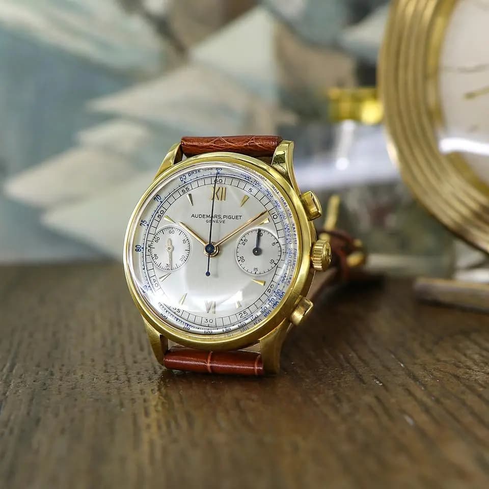 Audemars Piguet Vintage Chronograph 18kt Yellow Gold, from the year 1943
