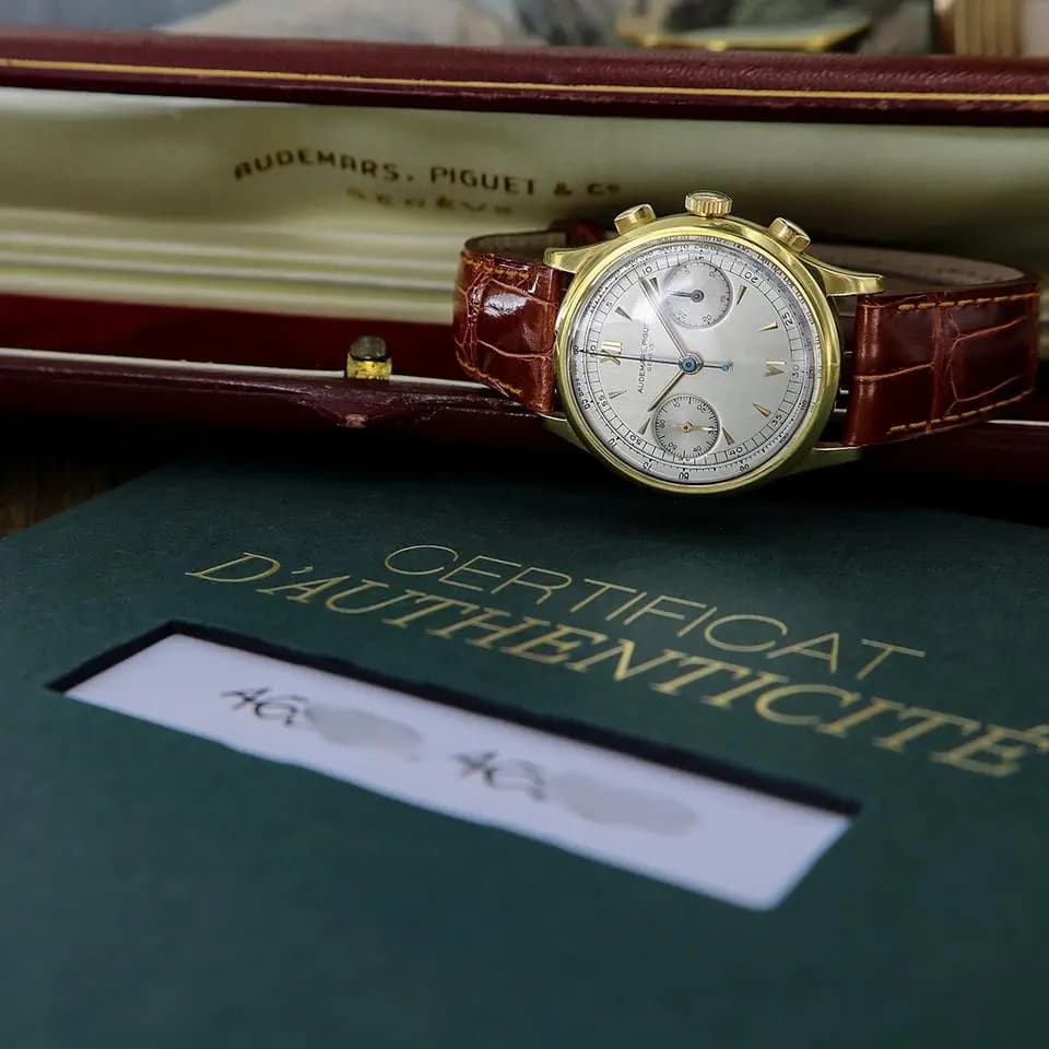 Audemars Piguet Vintage Chronograph 18kt Yellow Gold, from the year 1943
