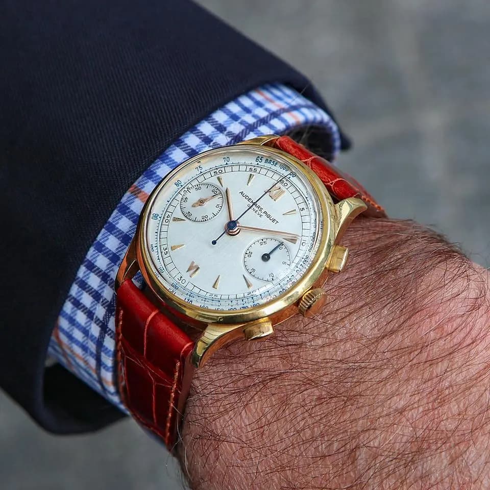 Audemars Piguet Vintage Chronograph 18kt Yellow Gold, from the year 1943