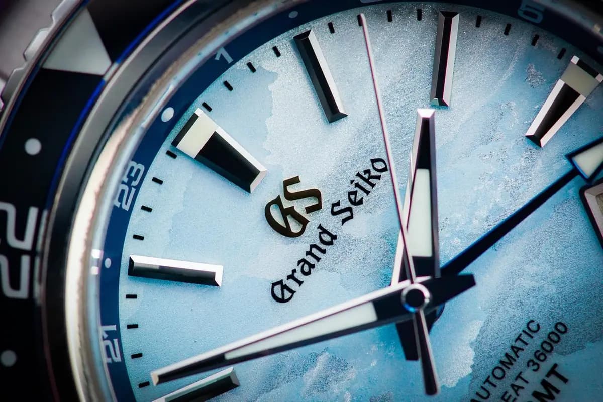 Grand Seiko “Sea of Clouds” GMT | Sports Collection Ref. SBGJ275 | 44mm | Steel | Full Set | Blue Dial