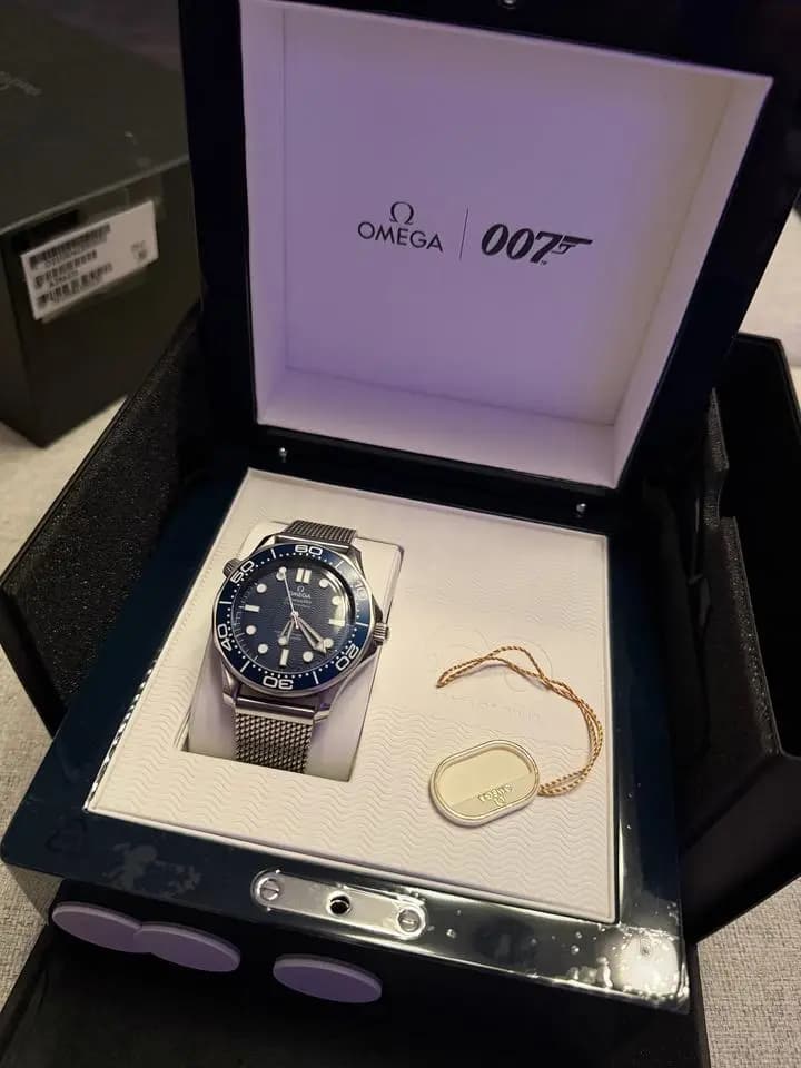 Omega Seamaster Diver 300M 007 JB 60th