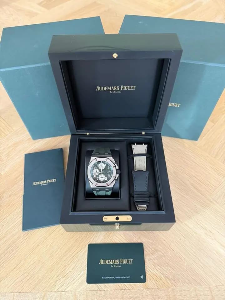 Audemars Piguet Royal Oak Offshore Chronograph Fullset / 2022