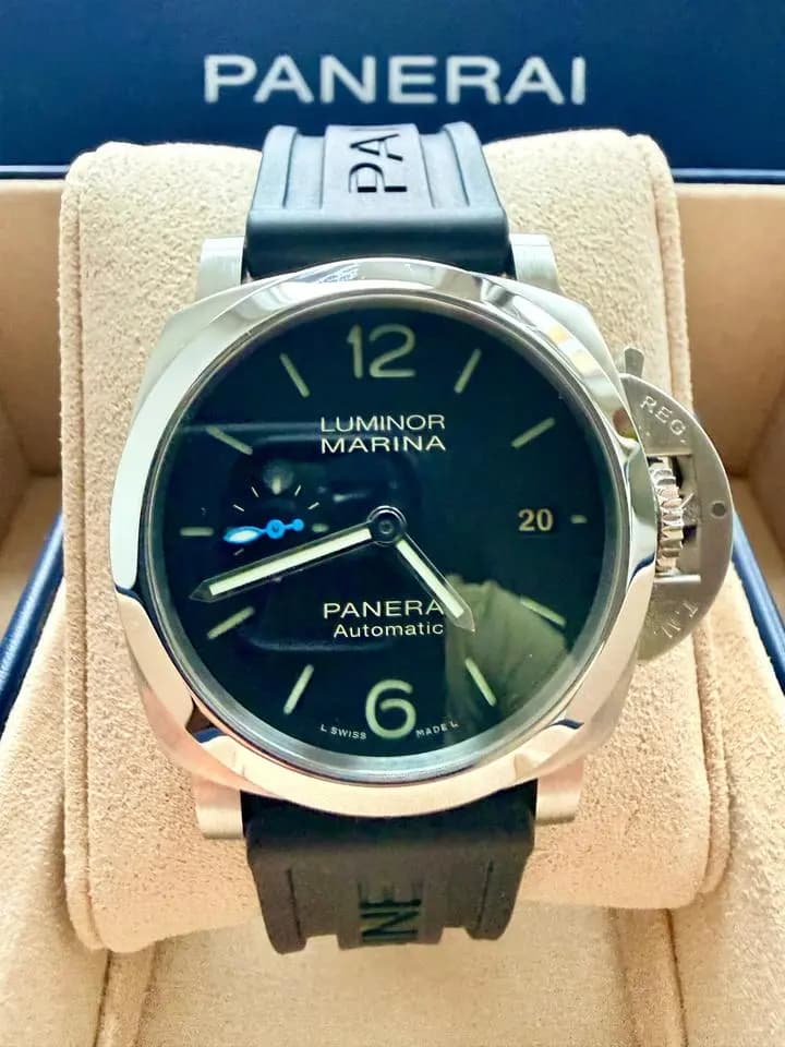 Panerai Luminor 1950 PAM01372 Quaranta 40mm aus 08/2026 Garantie bis 08/2034