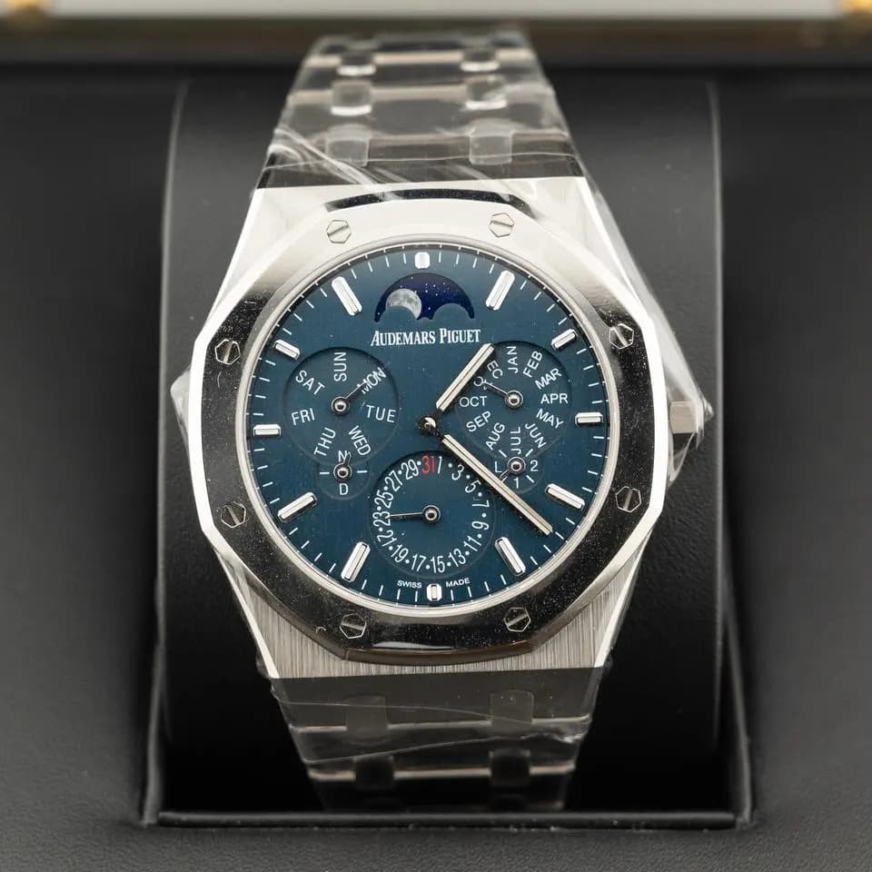 Audemars Piguet Royal Oak Ultra Thin Perpetual Calendar 26586IP Satin-brushed titanium case platinum bezel