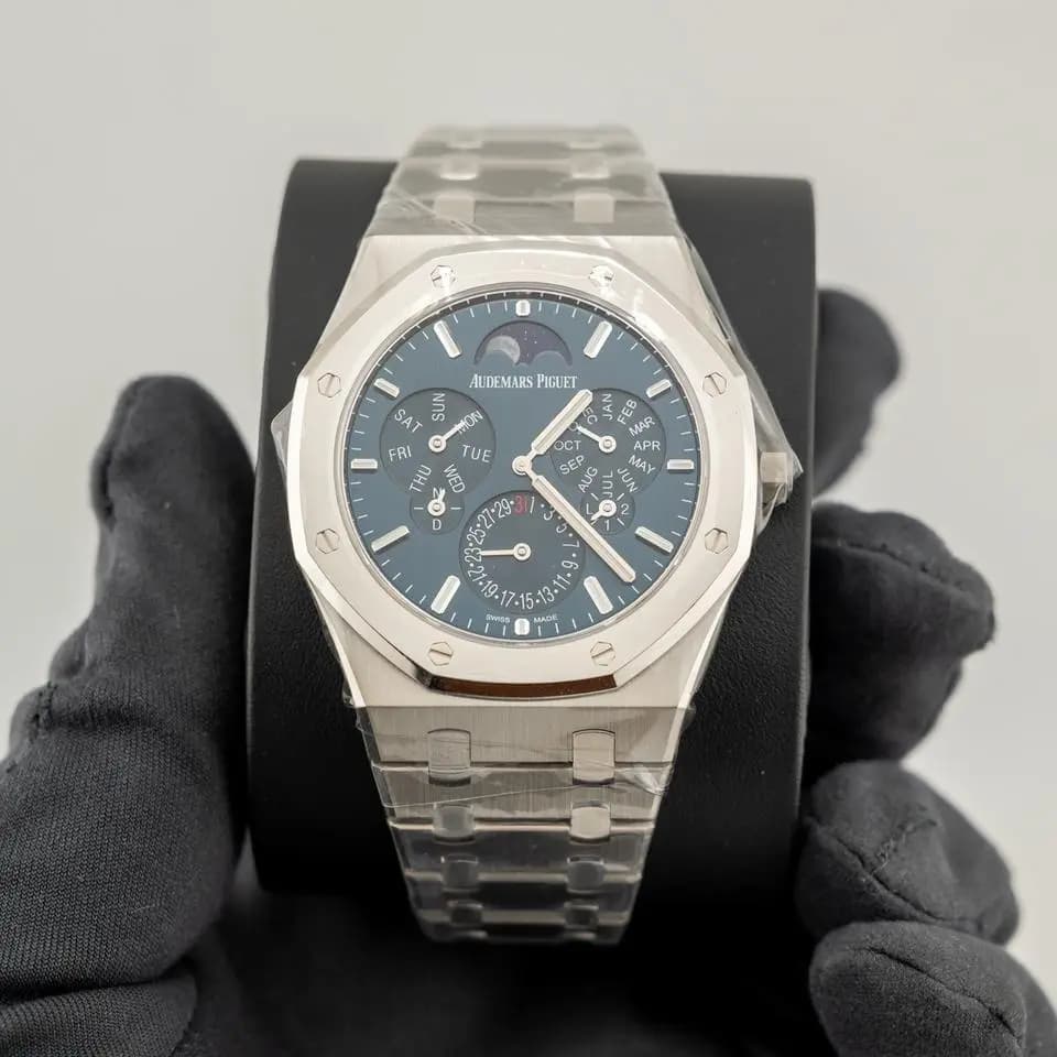 Audemars Piguet Royal Oak Ultra Thin Perpetual Calendar 26586IP Satin-brushed titanium case platinum bezel