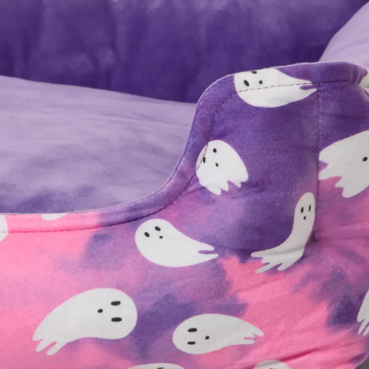 Thrills & Chills® Halloween Ghost Cuddler Dog Bed, ONESIZE 18 IN L X 20 IN W [Brand Thrills & Chills®, Includes 1 Bed, Color Purple, White & Pink, Dimensions 18 IN L X 20 IN W X 6.