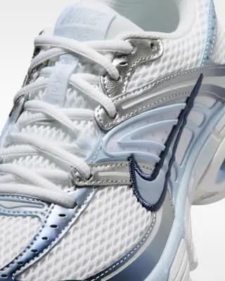 Nike Air Max Moto 2K Women's Shoes White/Metallic Silver/Midnight Navy/Hydrogen Blue [White/Metallic Silver/Midnight Navy/Hydrogen Blue, W 5 / M 3.5, W 5.5 / M 4, W 6 / M 4.5, W 6.