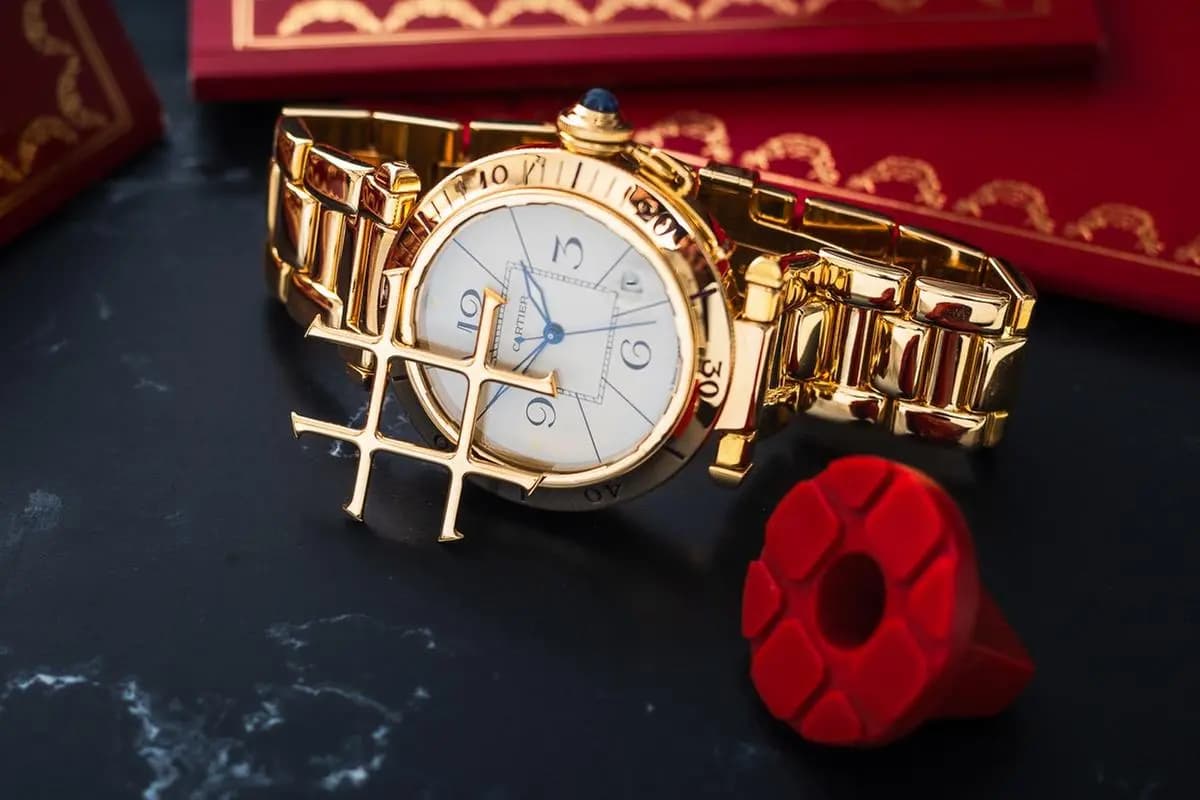 Cartier Pasha 38 Grill 1990 0723 18k Gold Weight 155g Automatic 38mm/ Box & Papers