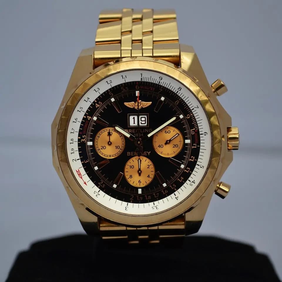 Breitling BENTLEY MOTORS 6.75 Breitling Bentley Motors 6.75 18kt ROSE GOLD SPECIAL EDITION